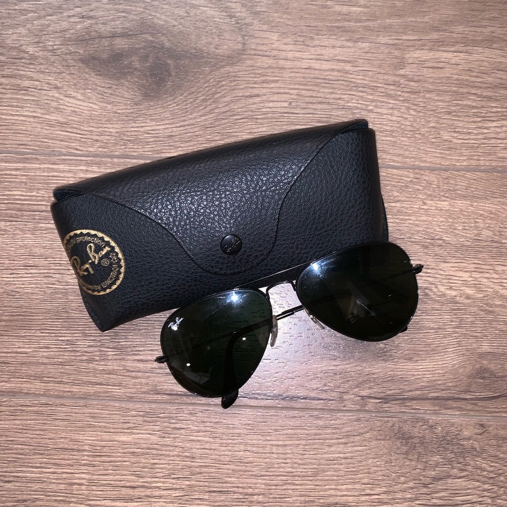 BLACK AVIATOR RAYBAN SUNGLASSES💫